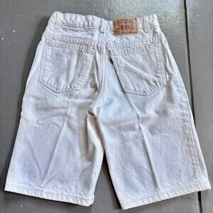 Vintage 90s Levi's Off White Bermuda Shorts Made in USA 27
